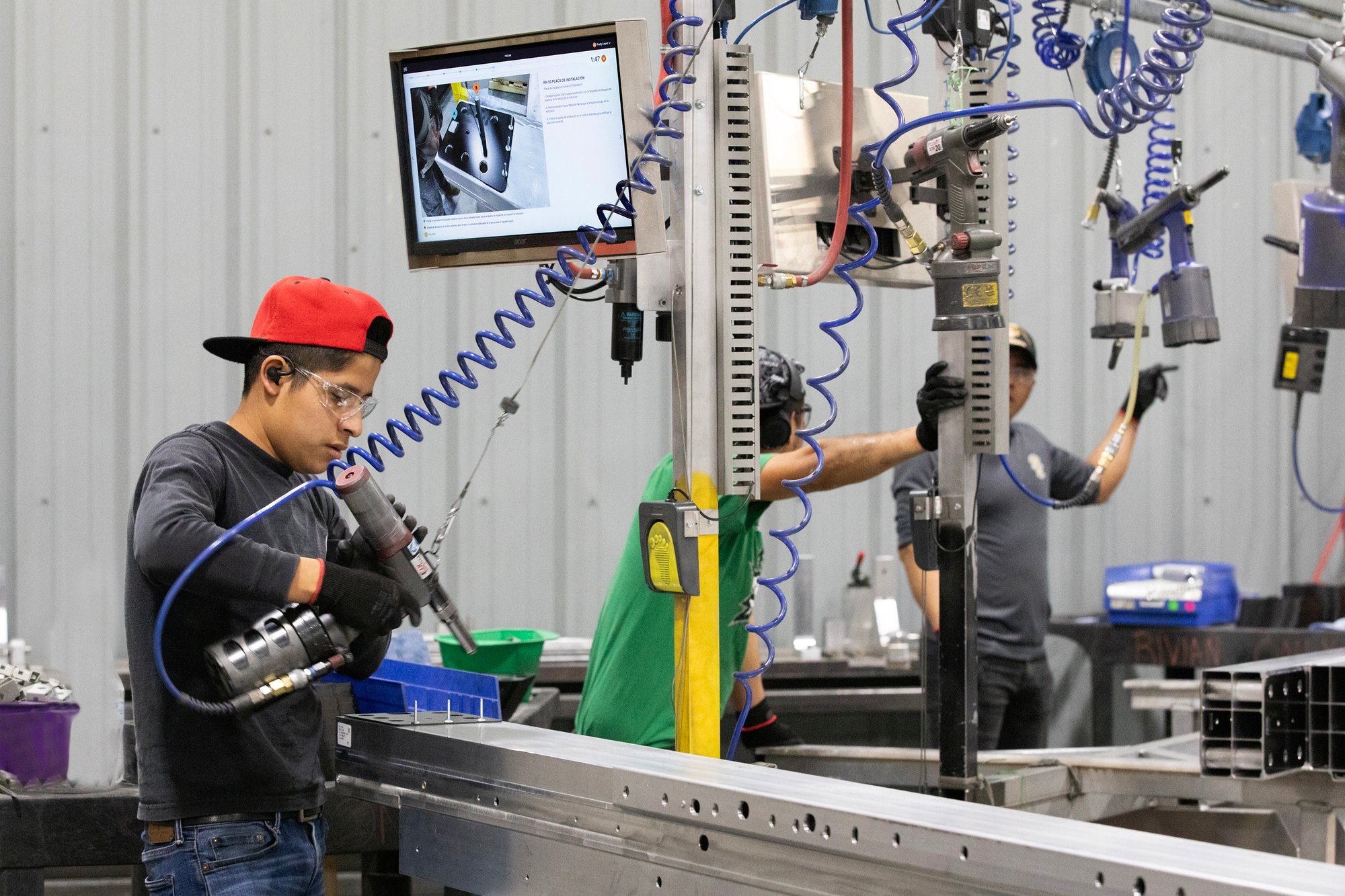 Operators error-proof as they build through connected tools